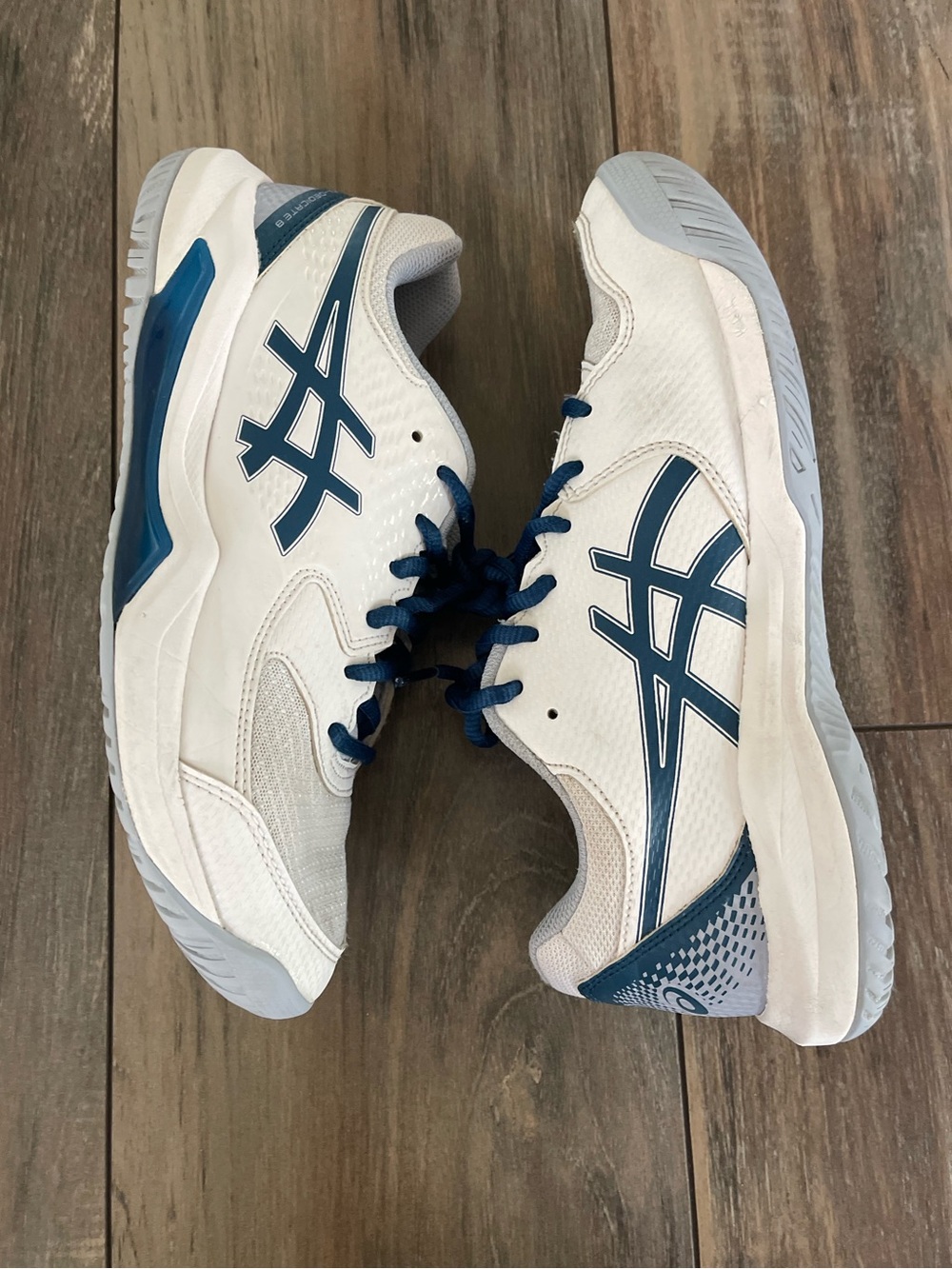 ASICS GEL-Dedicate 8 tennis shoes in the white & mako blue size 6.5 Men  9 Women